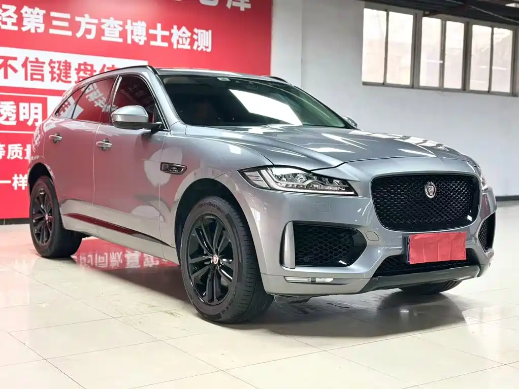 Jaguar F-PACE — миниатюра 2