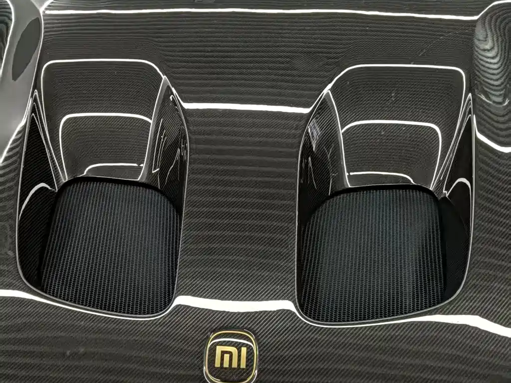 XIAOMI CAR XIAOMI SU7 ULTRA