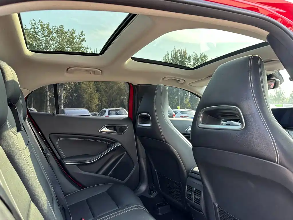 Mercedes-Benz GLA — миниатюра 18