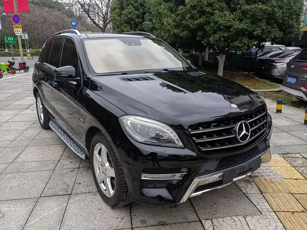 Mercedes-Benz M-Class 2013