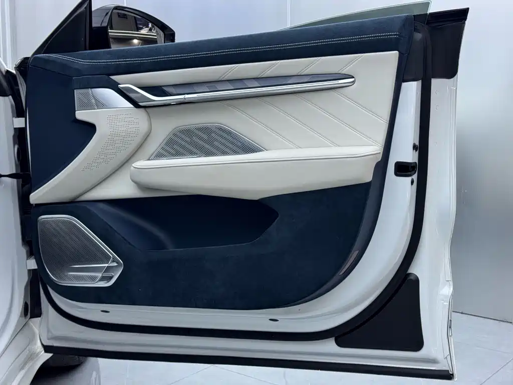 ZEEKR EXTREME KRYPTON 001