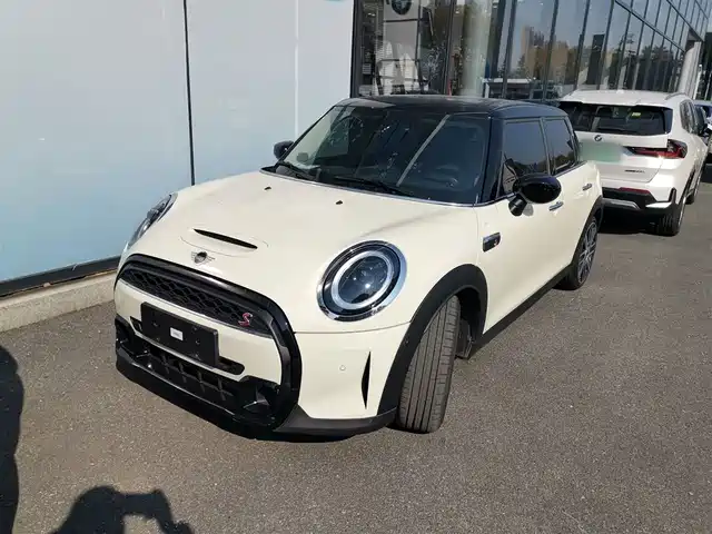 MINI 