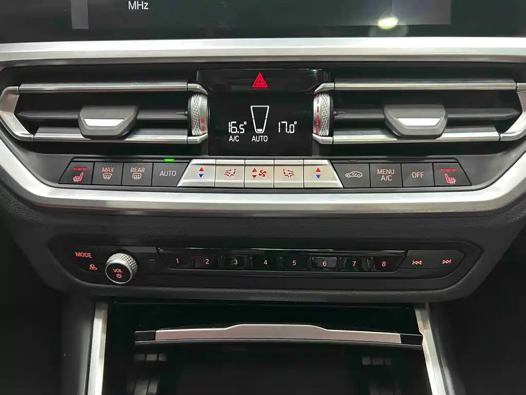 BMW 3 Series — миниатюра 9