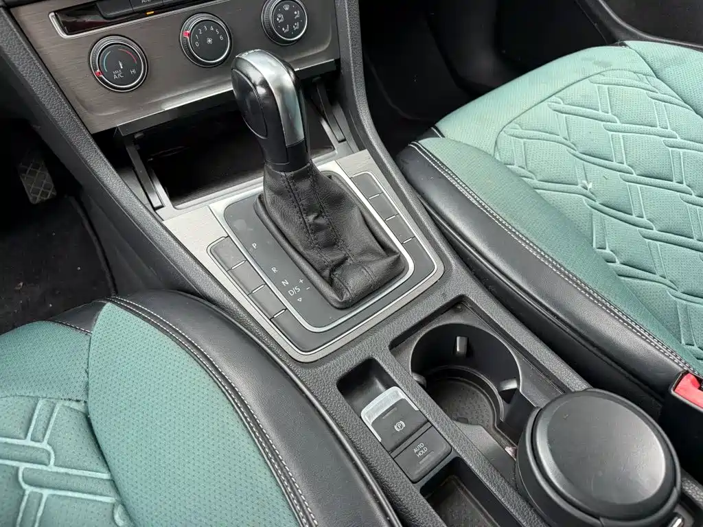 Volkswagen Golf — миниатюра 9