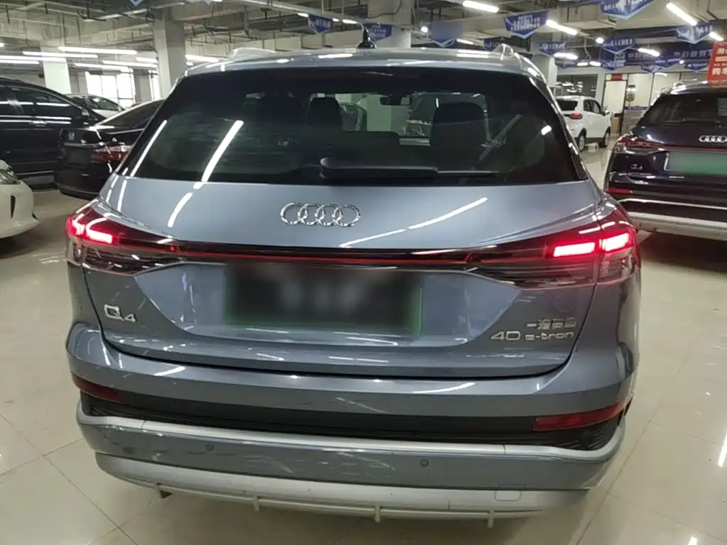 Audi Q4 e-tron — миниатюра 6