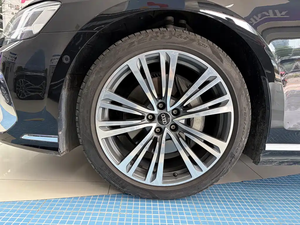 Audi A8 — миниатюра 21
