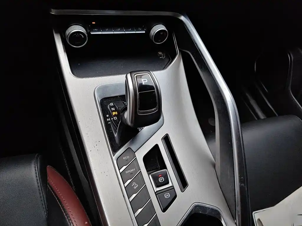 Geely Binyue — миниатюра 7