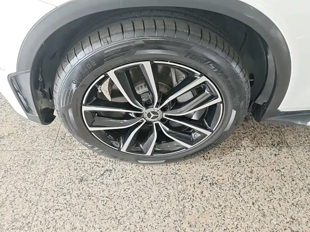 Mercedes-Benz GLC — миниатюра 23