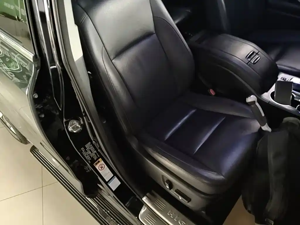 Toyota Highlander — миниатюра 25