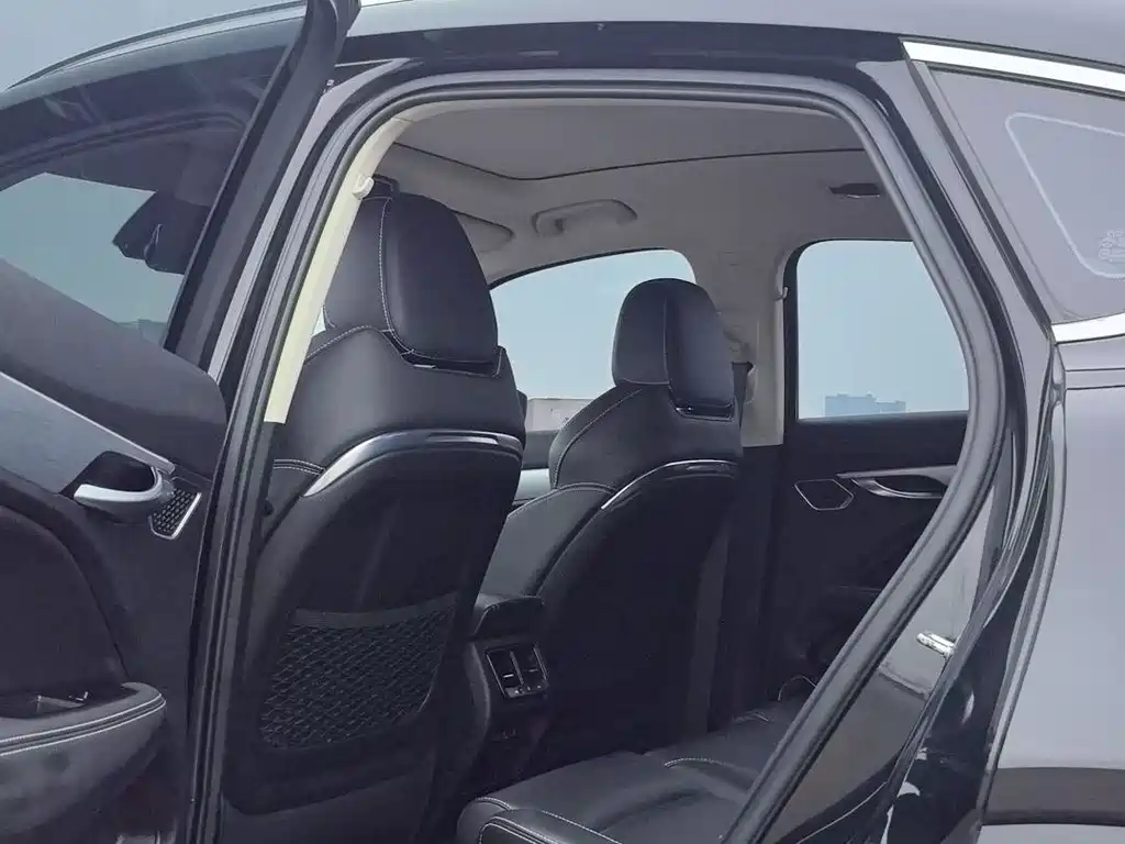 GEELY AUTOMOBILE XINGYUE