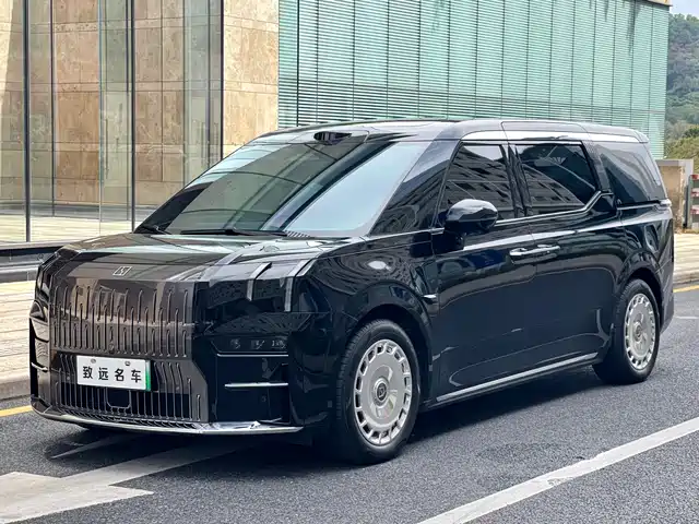 ZEEKR EXTREME KRYPTON 009 2024