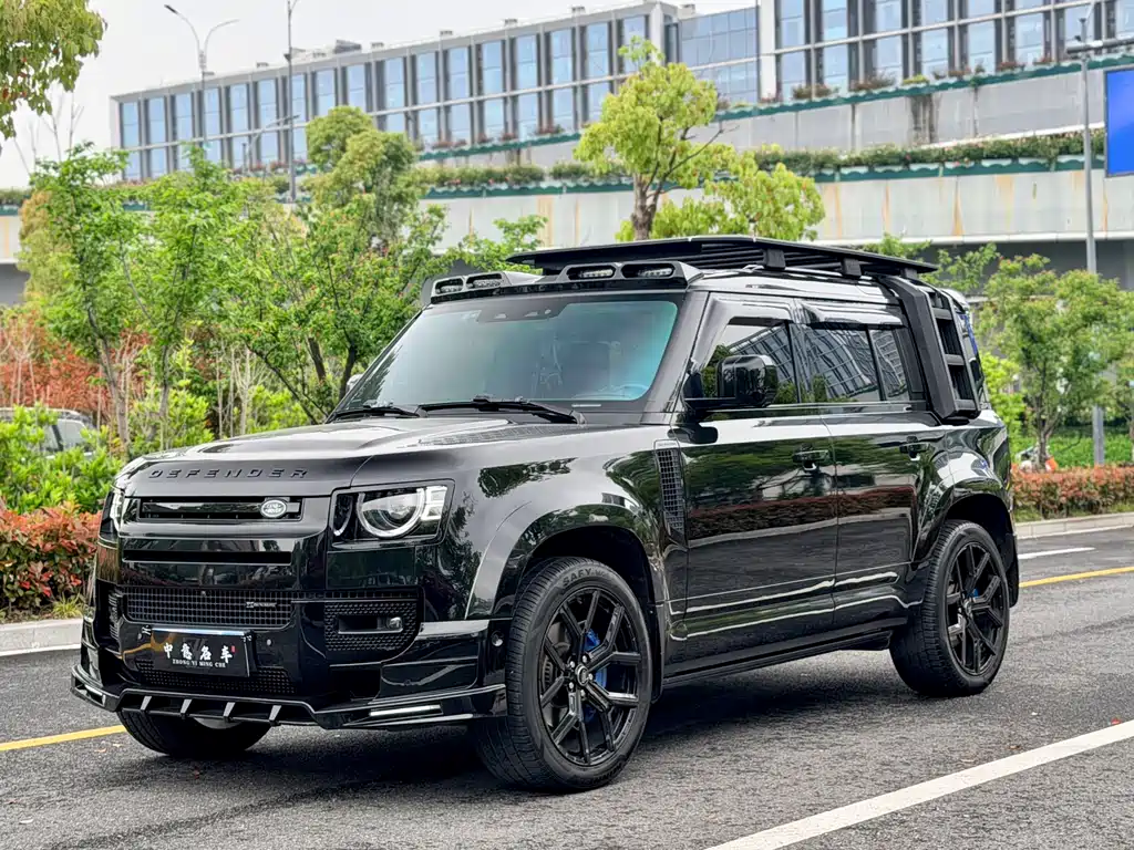 Land Rover Defender 2022