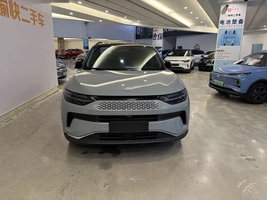 Leapmotor Leapmotor C11 — миниатюра 2
