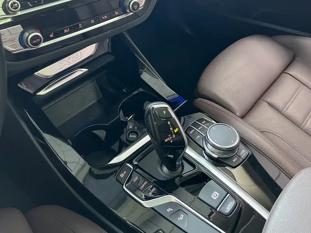 BMW X3 — миниатюра 5