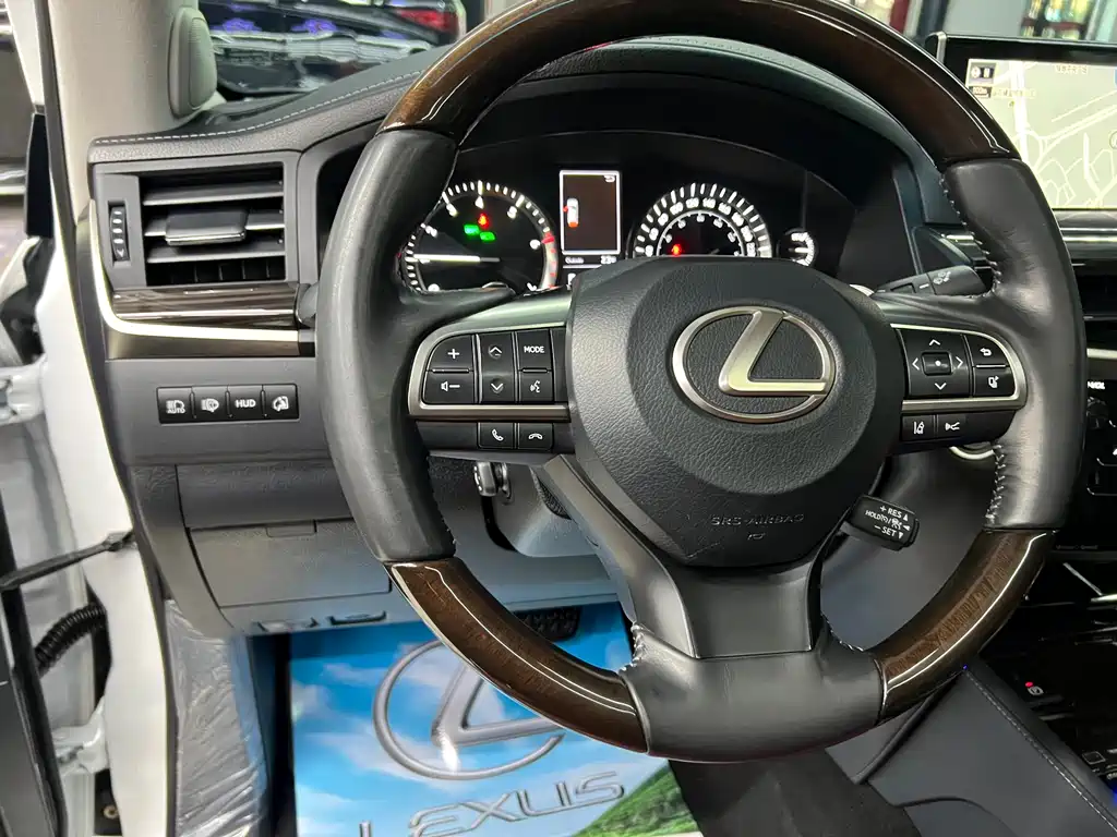 Lexus LX — фотографии объявления, Фото 17