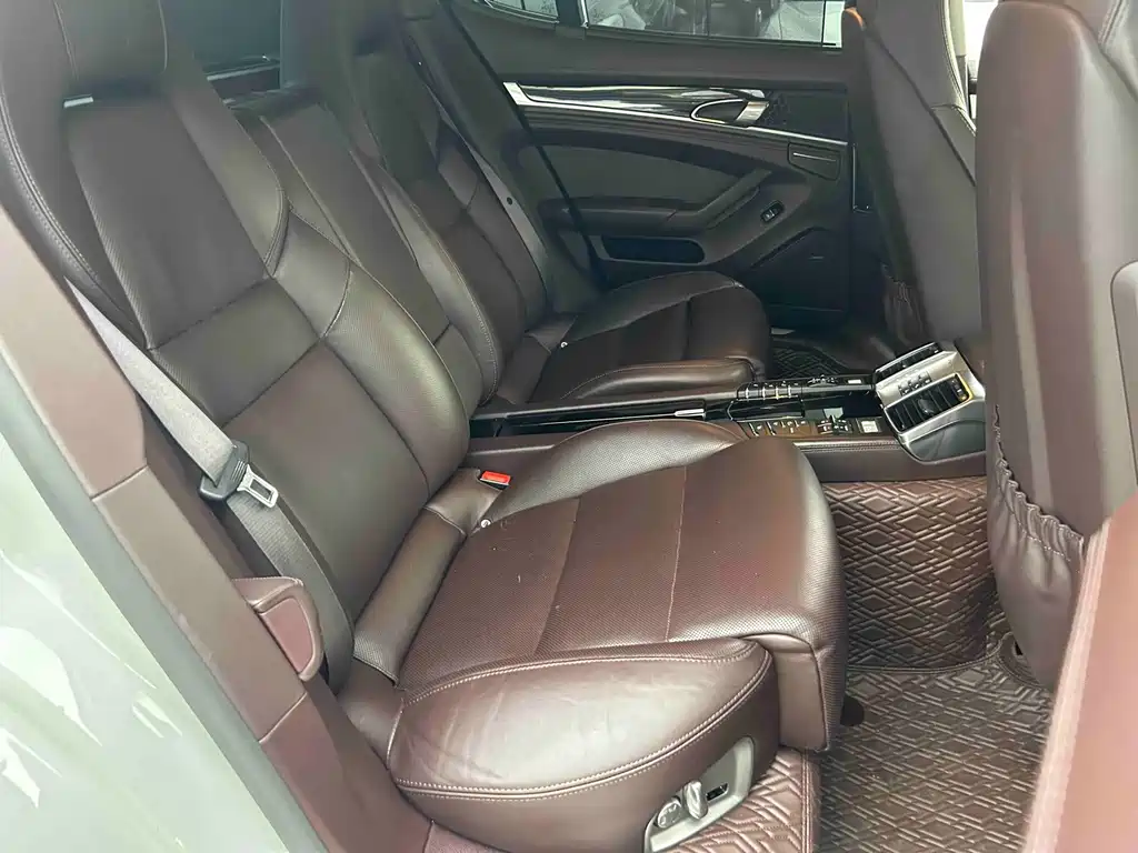 Porsche Panamera — миниатюра 15