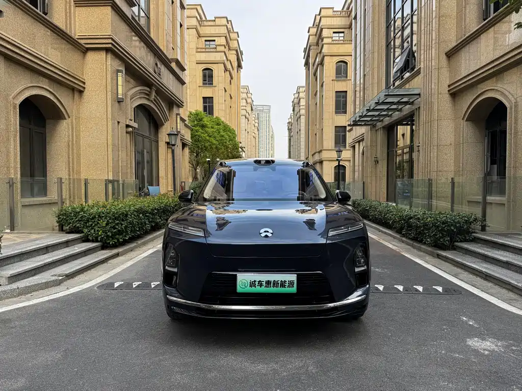 NIO ES8 2026 мест Executive
