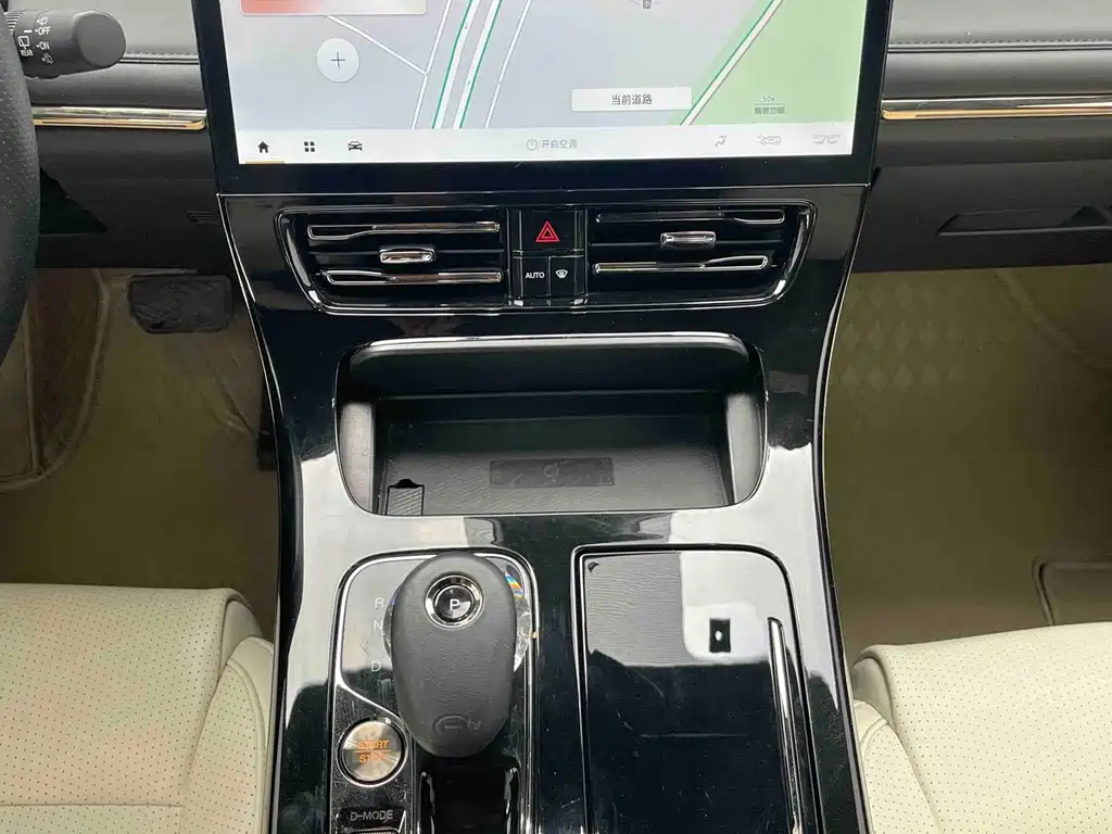 GAC Motor Trumpchi M8 — миниатюра 9