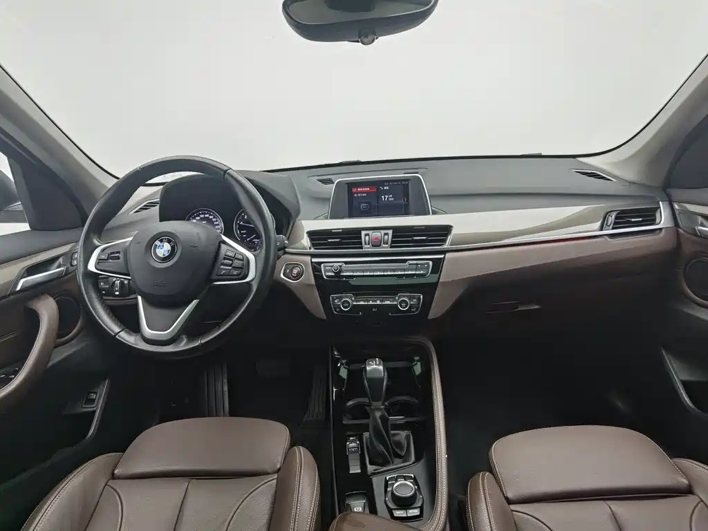 BMW X1 — миниатюра 5