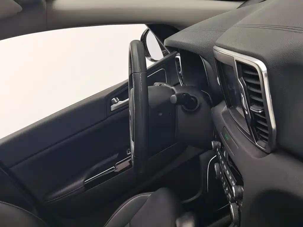 Kia KX5 — миниатюра 22