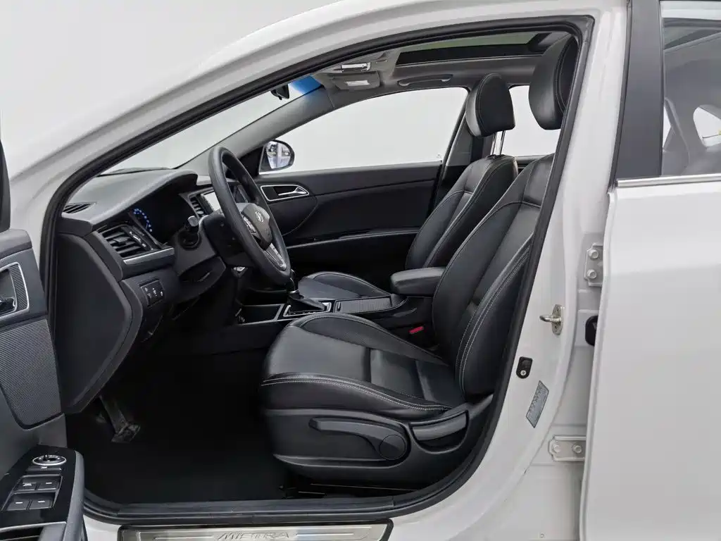 Hyundai Mistra — миниатюра 10