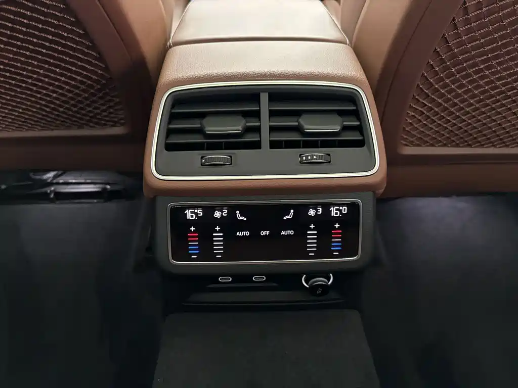 Audi A6L — миниатюра 19