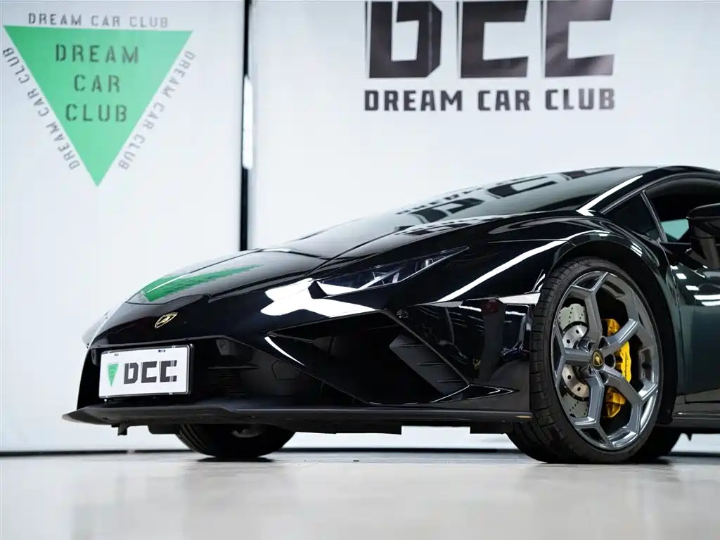 LAMBORGHINI HURACÁN