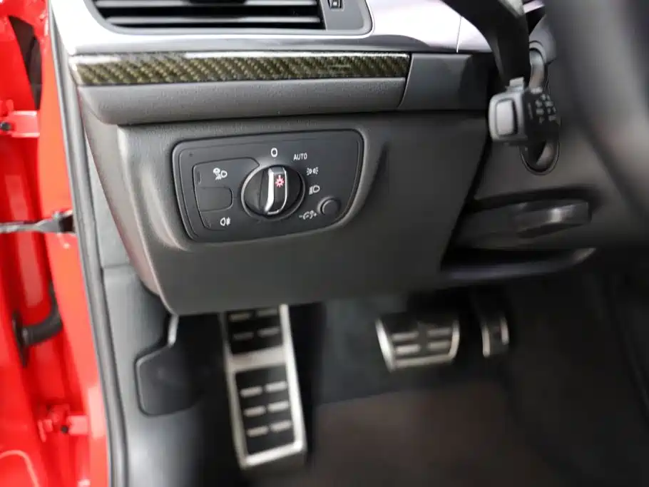 Audi S6 — миниатюра 12