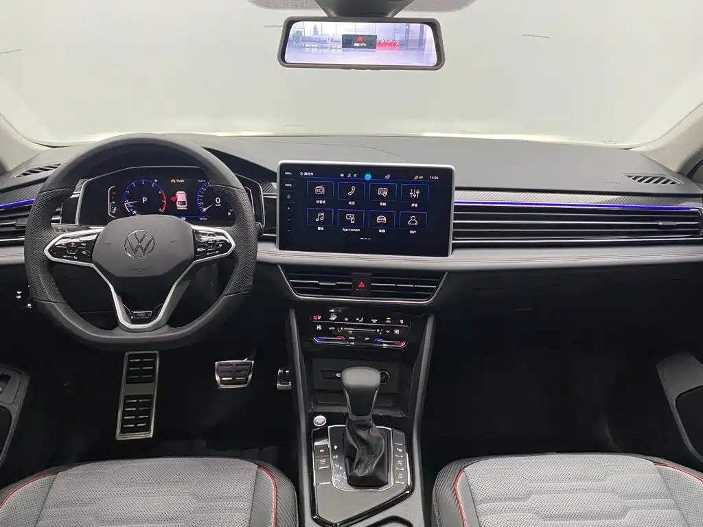 Volkswagen Tiguan X — миниатюра 2