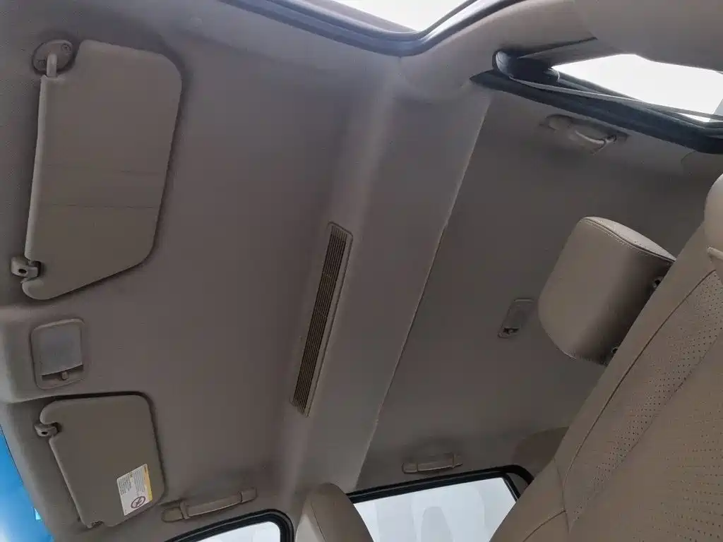 Wuling Hongguang — миниатюра 14