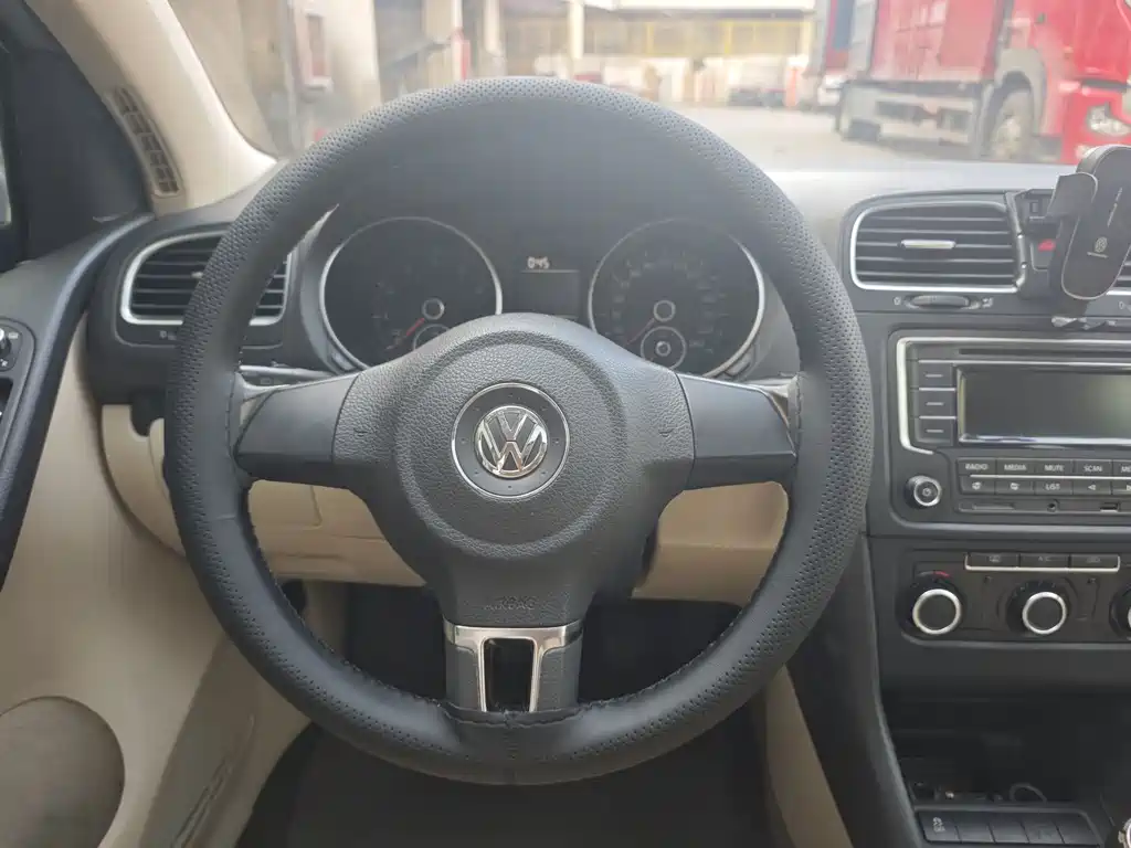 Volkswagen Golf 2012 1.4TSI MT Comfort