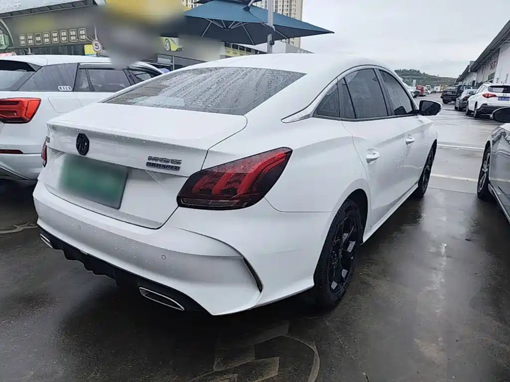 MG MG5 — миниатюра 7