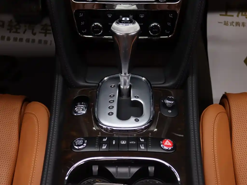 Bentley Flying Spur — миниатюра 15