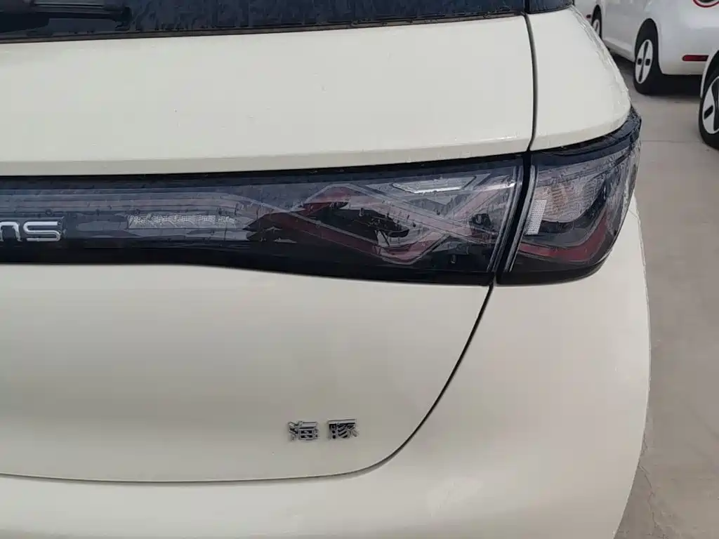 BYD Dolphin — миниатюра 8