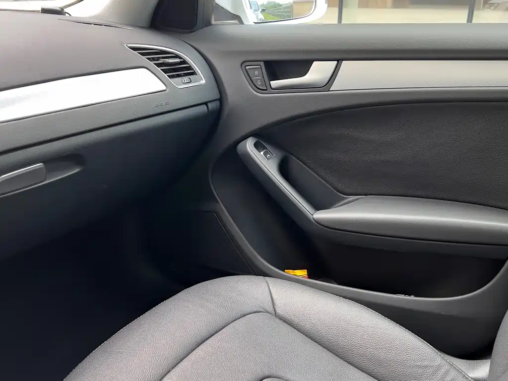 Audi A4L — миниатюра 10