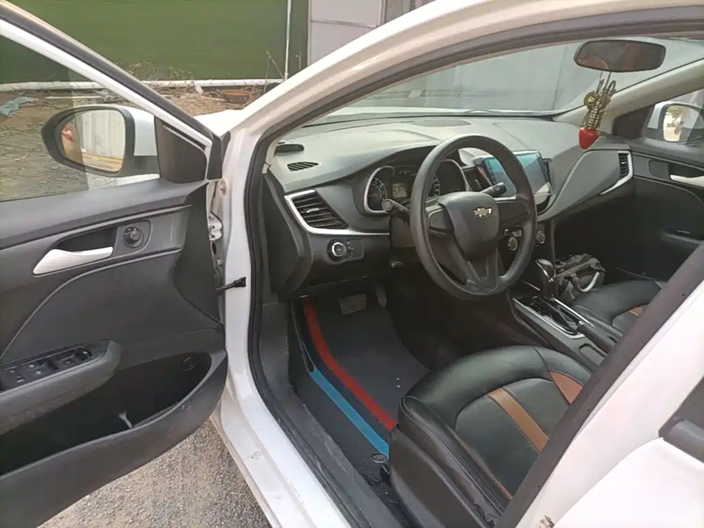 Chevrolet Cavalier — миниатюра 16