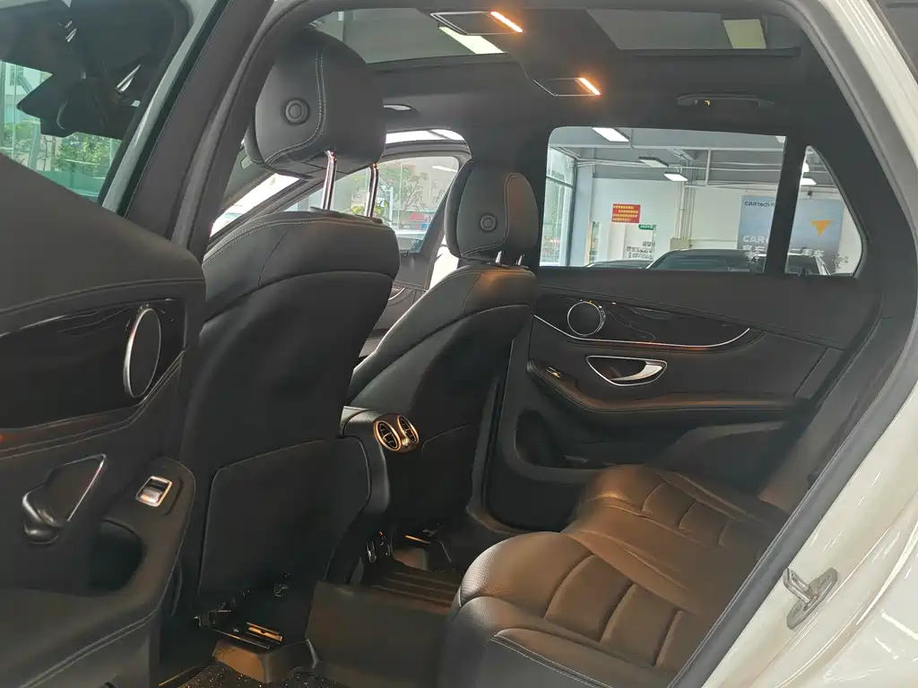 Mercedes-Benz GLC 2019 GLC 260 4MATIC