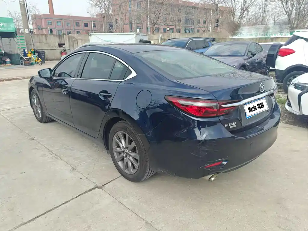 Mazda Atenza 2.0L Blue Sky Luxury Edition, фото 3