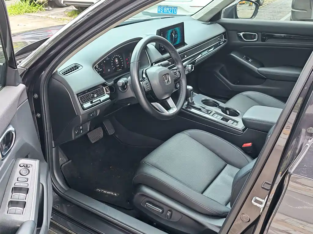 Honda Integra — миниатюра 7