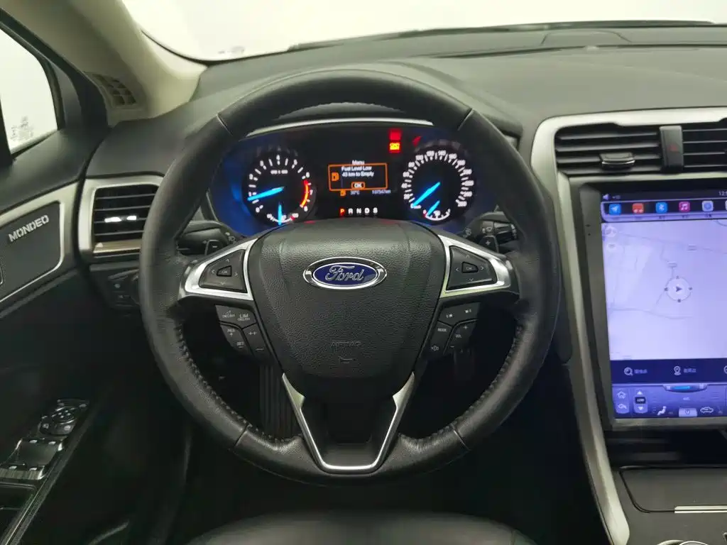 Ford Mondeo — миниатюра 11