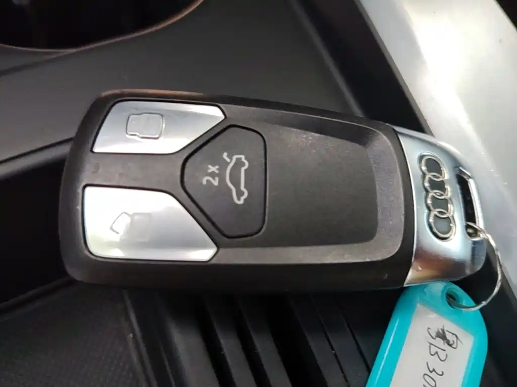 Audi A4L — миниатюра 9