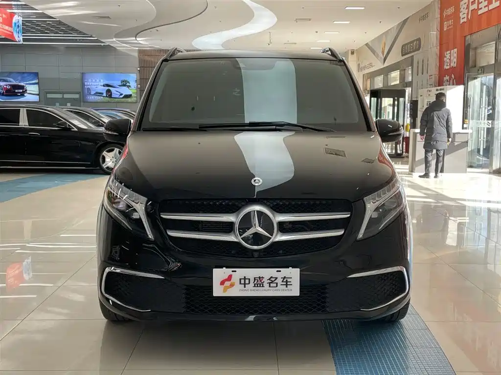 MERCEDES-BENZ V CLASS