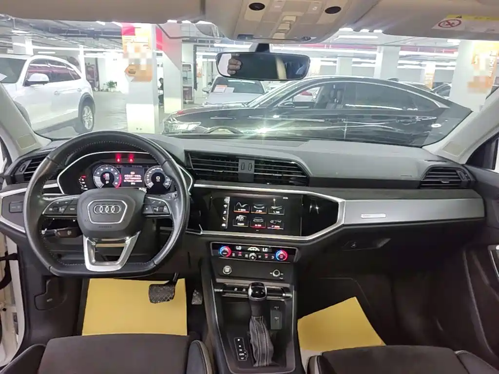 Audi Q3 — миниатюра 10