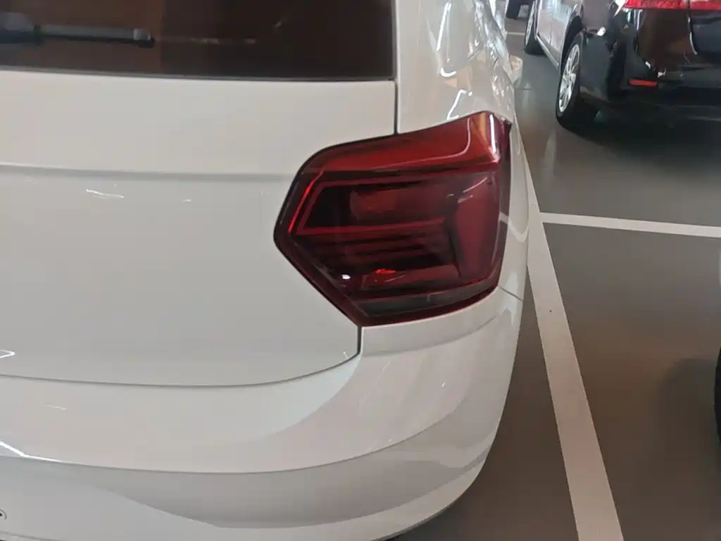 Volkswagen Polo — миниатюра 8