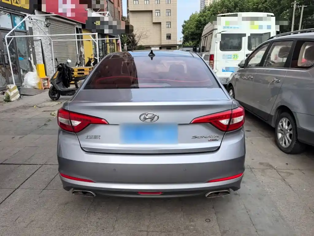 Hyundai Sonata — миниатюра 6