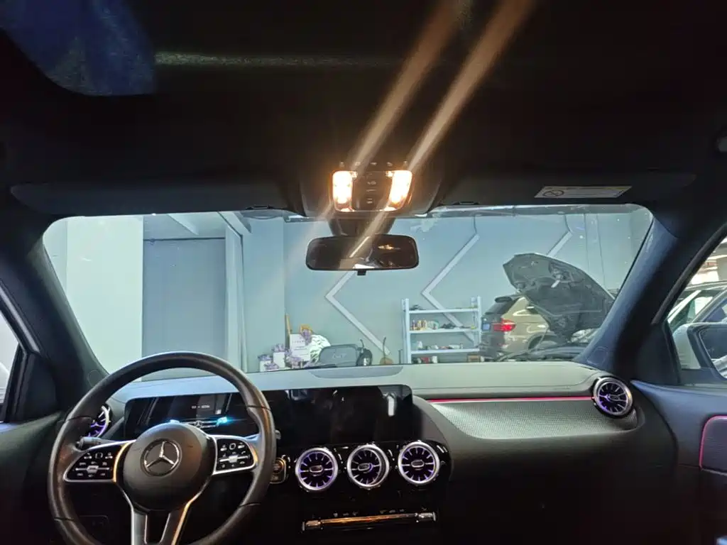 Mercedes-Benz GLA — миниатюра 18