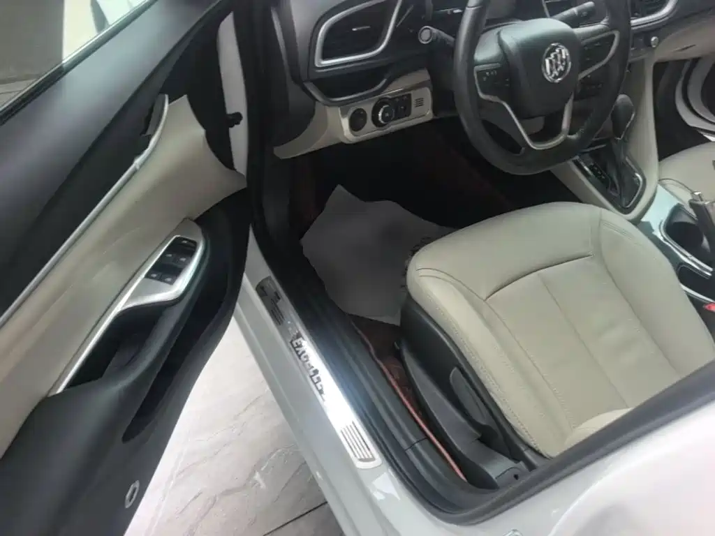 Buick Excelle — миниатюра 16