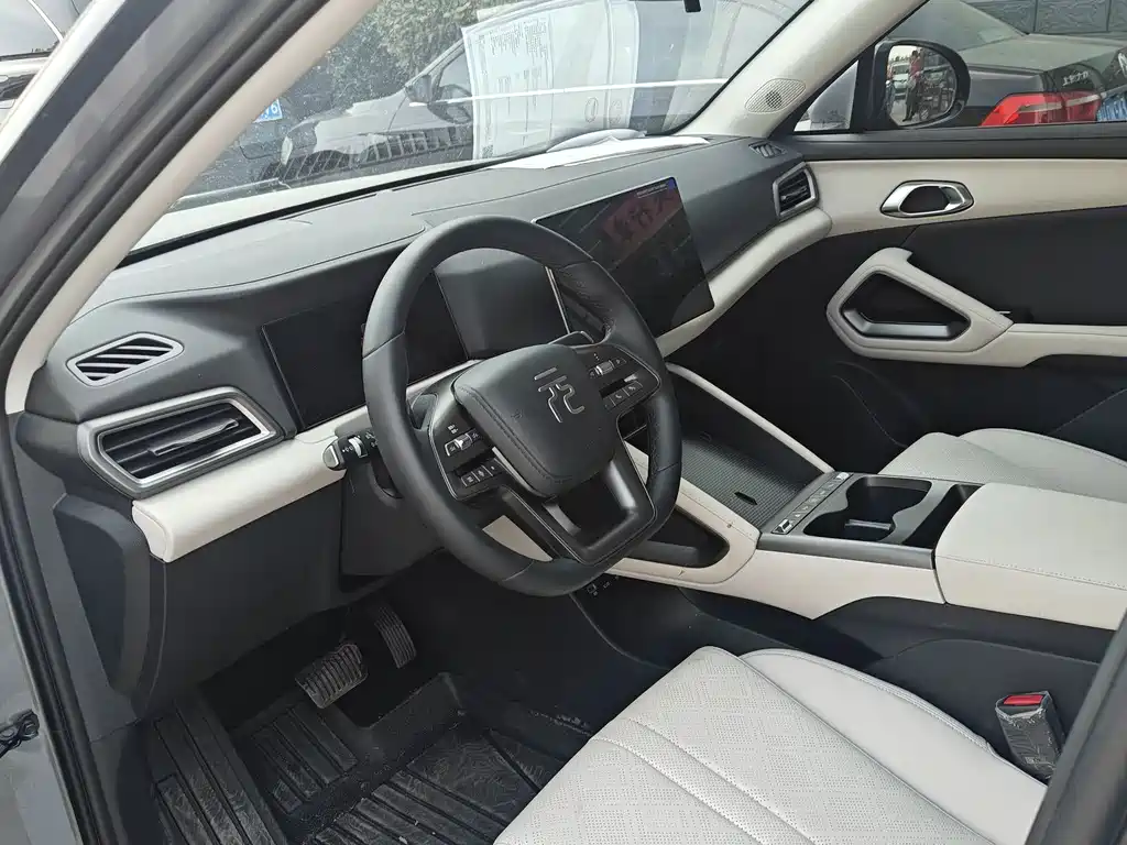 BYD Yuan Up UP 2025 Smart Drive 401KM