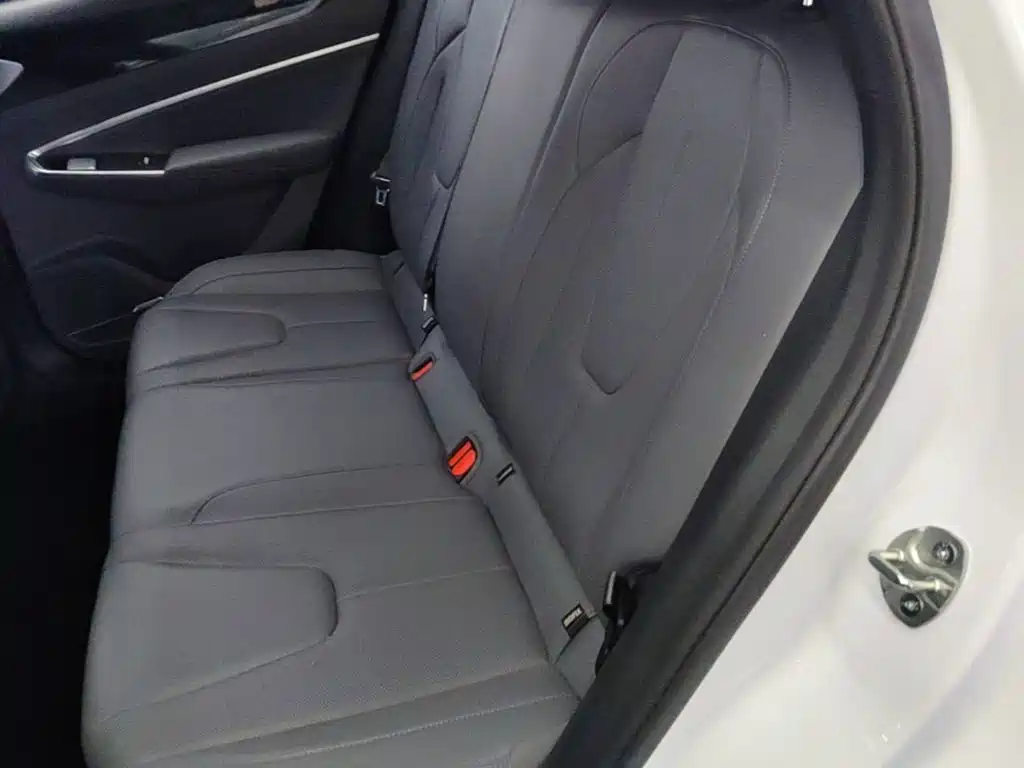 Geely Boyue — миниатюра 17