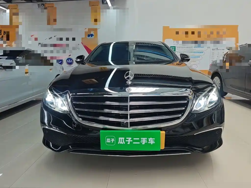 Mercedes-Benz E-Class — миниатюра 3